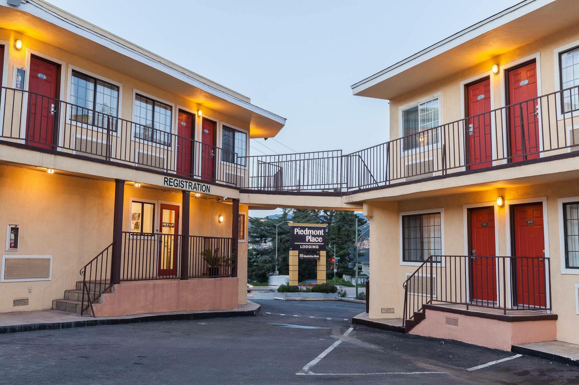 Piedmont Place Motel Oakland Eksteriør bilde